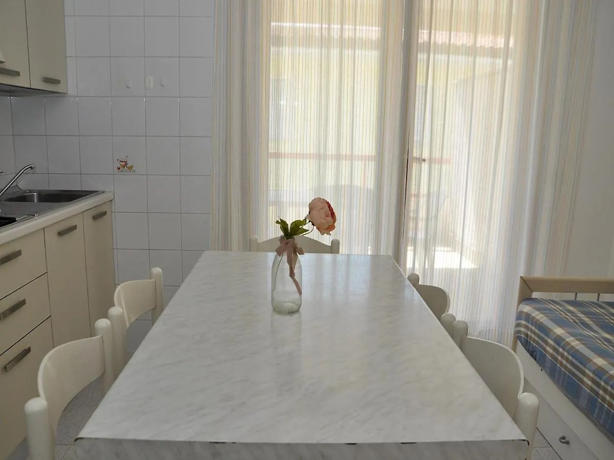 Modern Apartment Close To The Beach - Beahost Bibione 0*,
