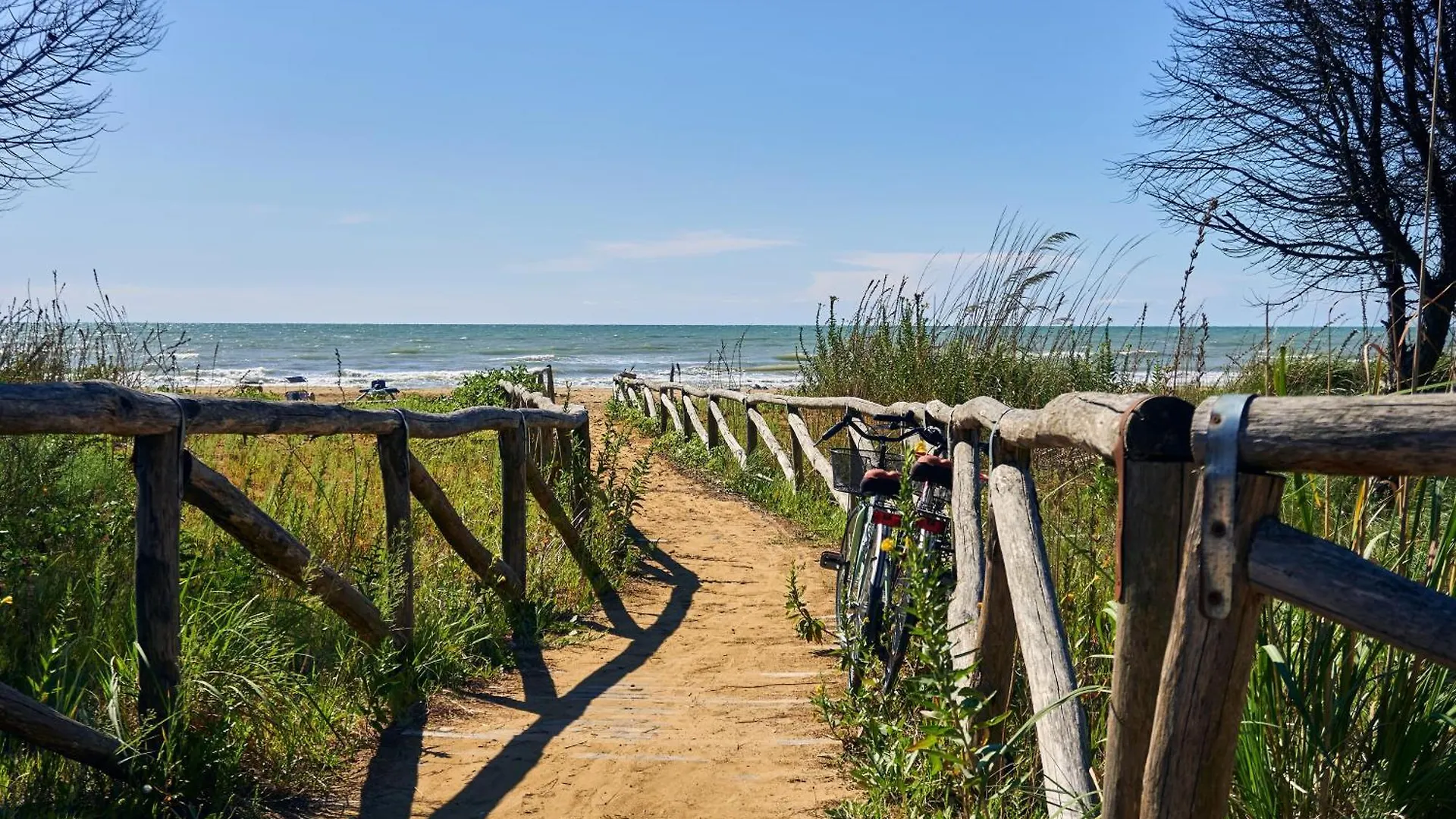 Modern Apartment Close To The Beach - Beahost Bibione 0*,  Italy